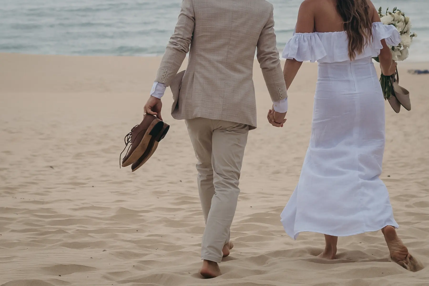Mr & Mrs Rose — photograph 10